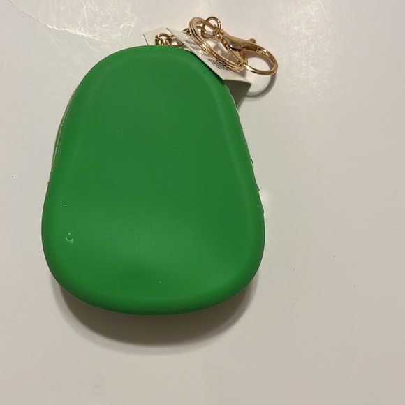 So cute avocado key ring or charm clip on your bag or purse - Picture 3 of 7